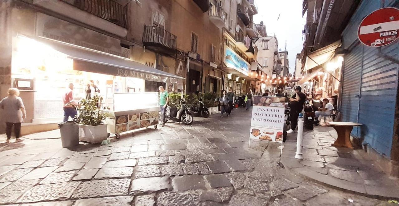 Casa Pacioc Apartment Napoli Bagian luar foto